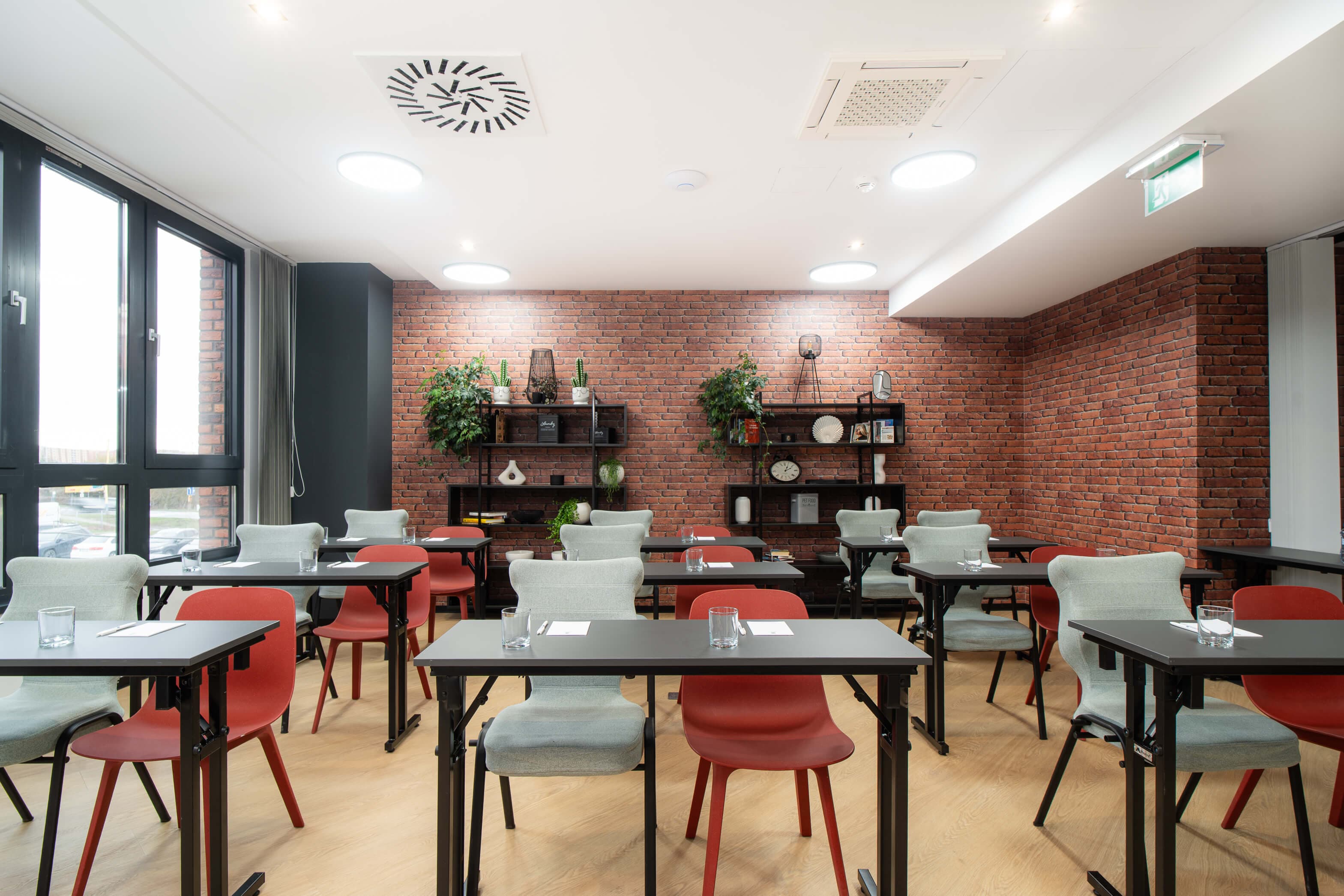 Moderná meetingová miestnosť pre vaše stretnutia